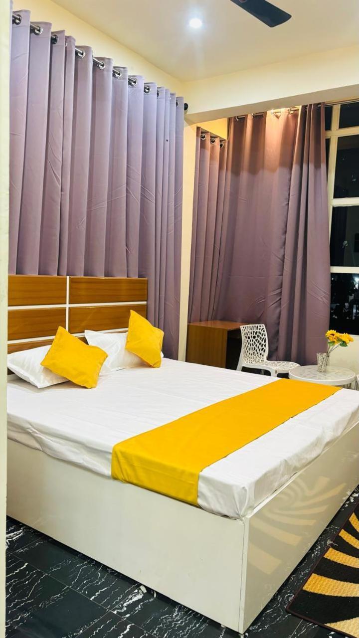 Himalaya Inn Guest House 바라나시 외부 사진