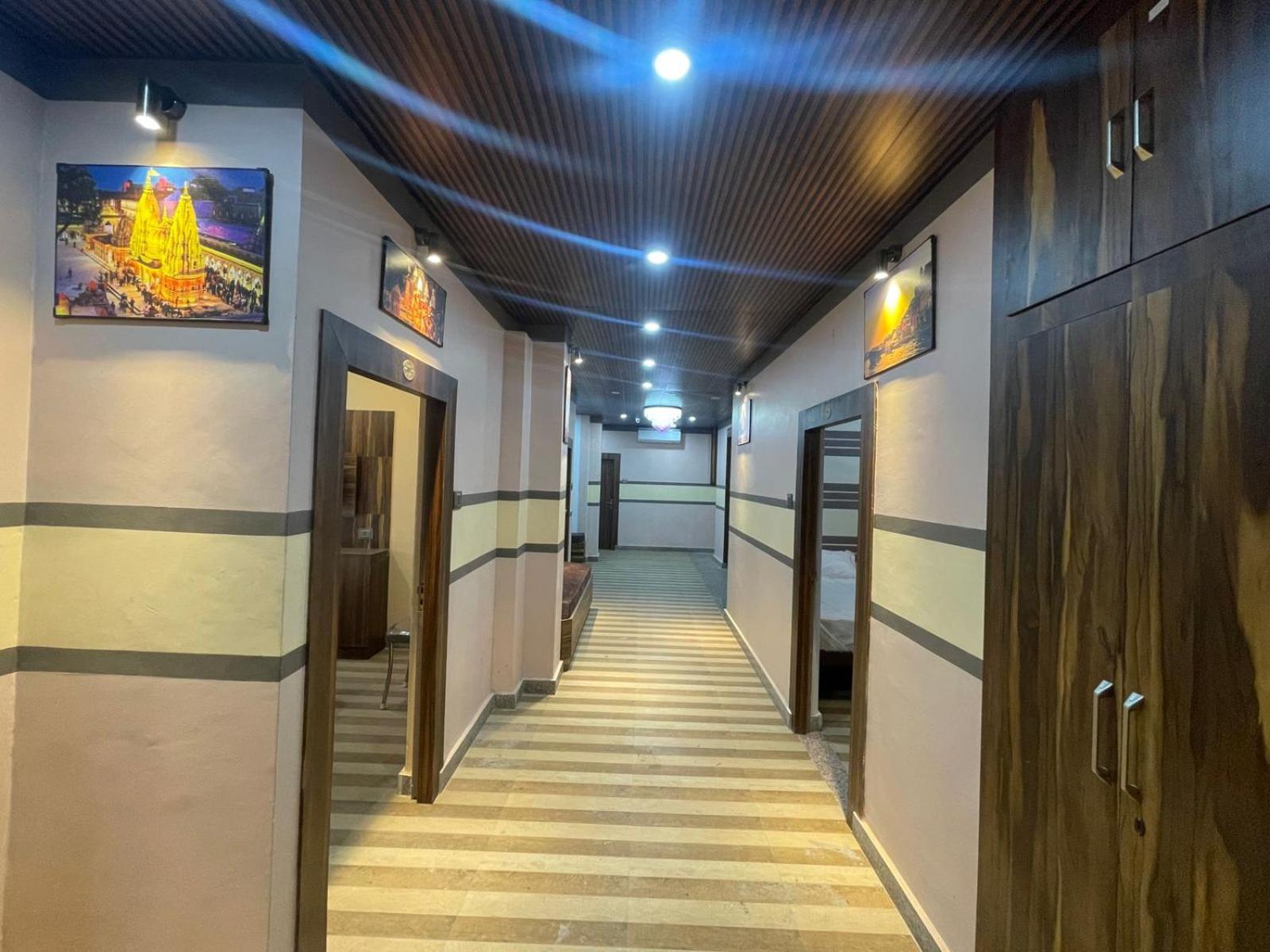 Himalaya Inn Guest House 바라나시 외부 사진